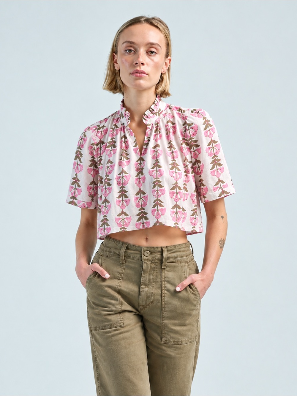 Alix of Bohemia Trumpet Lily Top READ